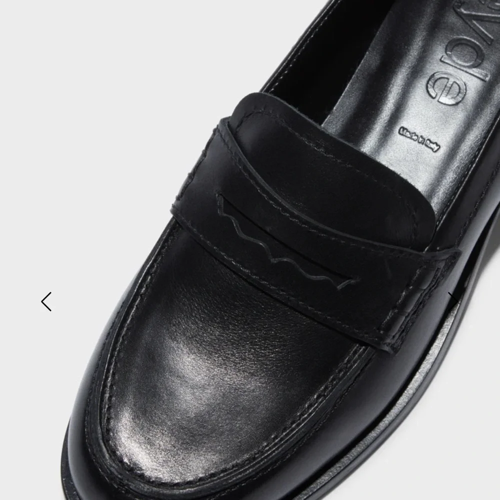 Aeyde Oscar Black Loafers - Picture 2 of 9